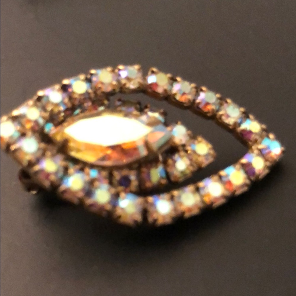 Vintage Rainbow Crystal W/Large Marquis - image 6